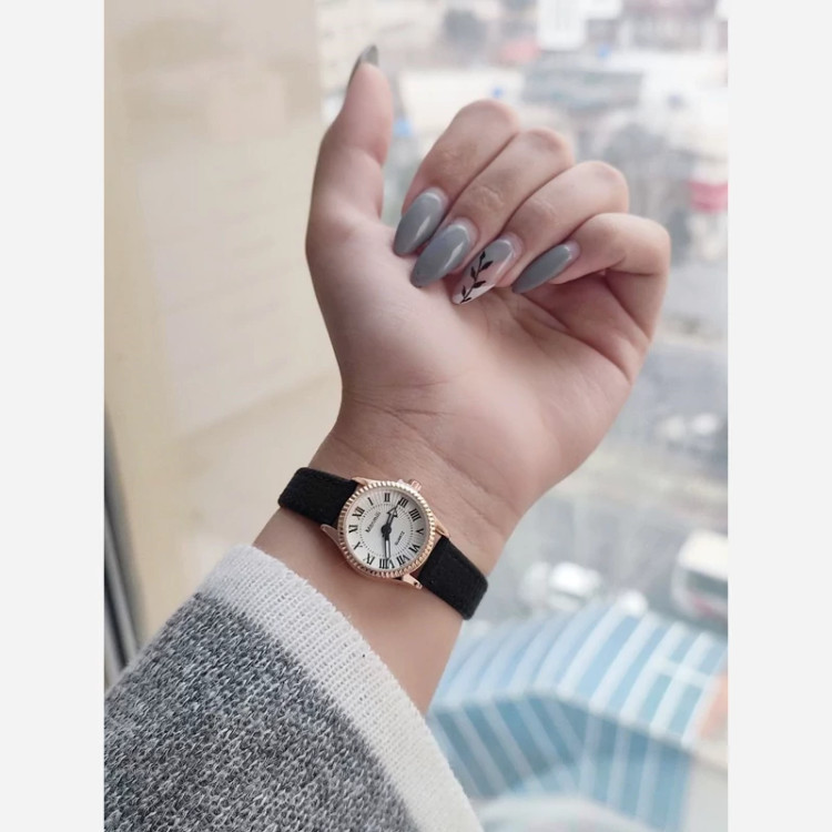 ساعت مینیمال بند چرم دور دوخت دخترانه