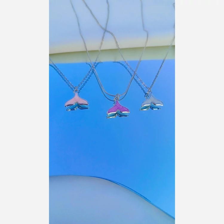 گردنبنددم وال دخترانه